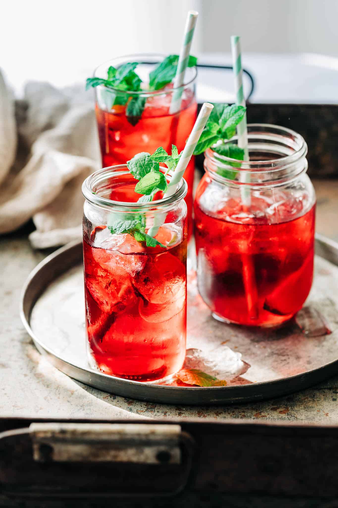 iste med hibiscus - opskrift på iste med frugt