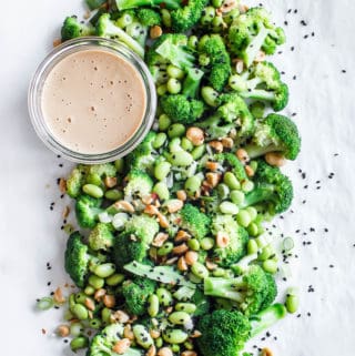 Broccolisalat med peanuts