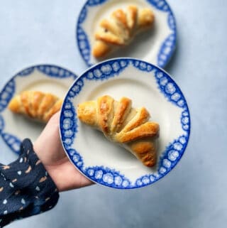 æblehorn med kanel - nem opskrift på søde horn med æble